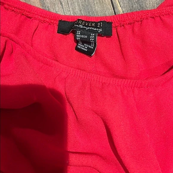 Off the shoulder Red chiffon dress size XS - Picture 2 of 2